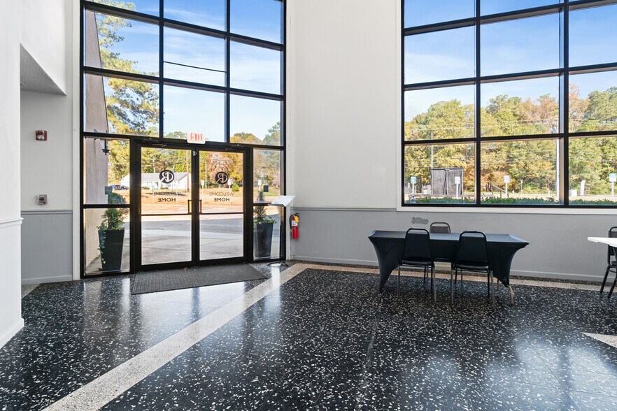 More Photos Of 3057 Walt Stephens Rd, Jonesboro Specialty For Sale