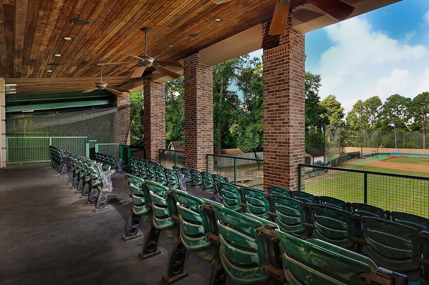 More Photos Of 28611 Blue Jack Ln, Magnolia Sports And Entertainment For Sale