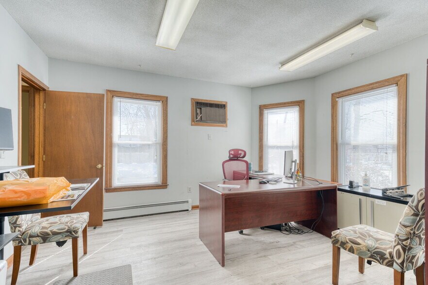 More Photos Of 186-188 E Center St, Manchester Office For Sale