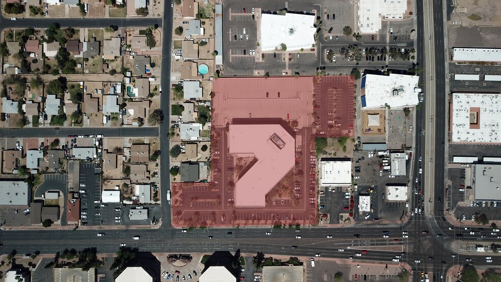 More Photos Of 1990 W Camelback Rd, Phoenix Office Residential For Lease