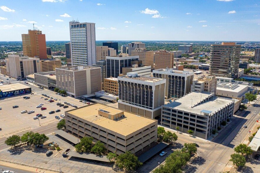 More Photos Of 125 W Missouri Ave, Midland Office For Lease