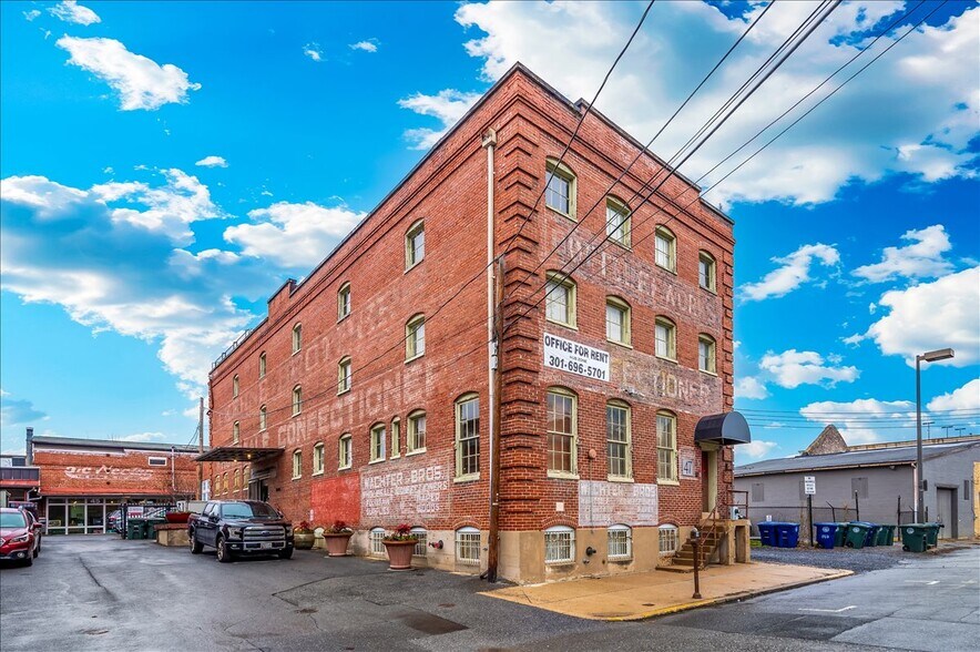 More Photos Of 47 E All Saints St, Frederick Loft Creative Space For Sale
