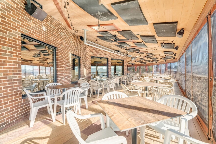 More Photos Of 119 Clinton Ave, Saint Clair Restaurant For Sale