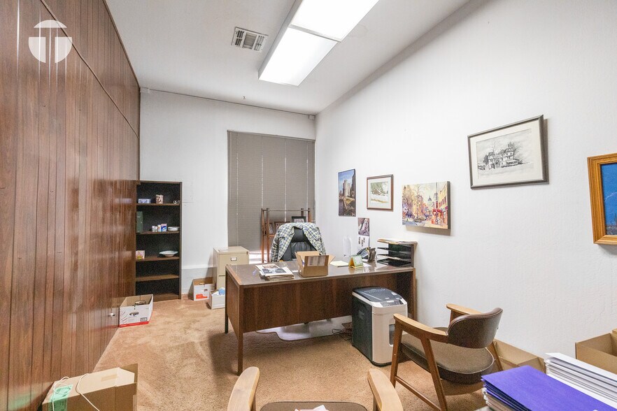 More Photos Of 2001-2005 S St, Sacramento Office For Sale