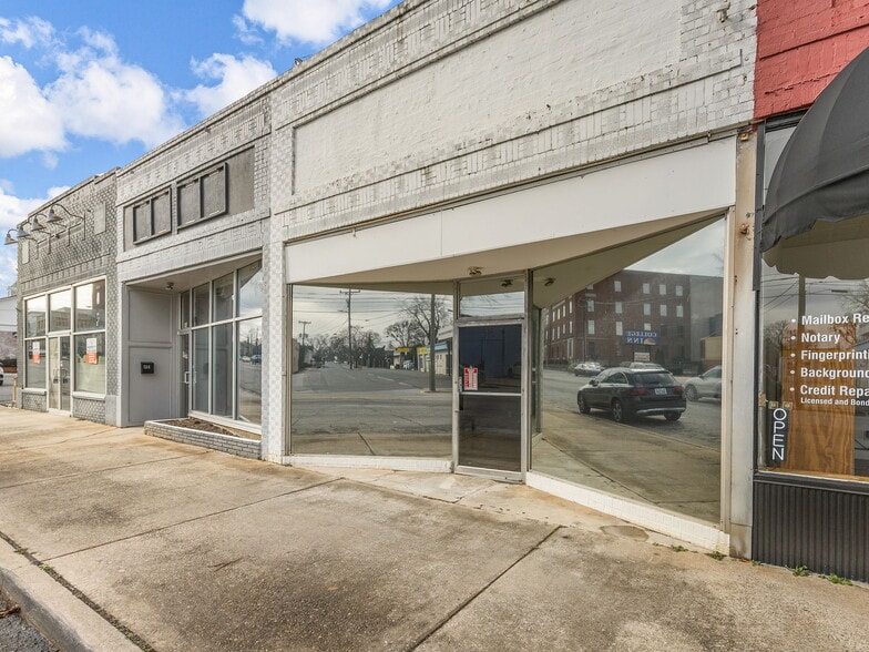 More Photos Of 516 E Main St, Spartanburg Storefront For Sale