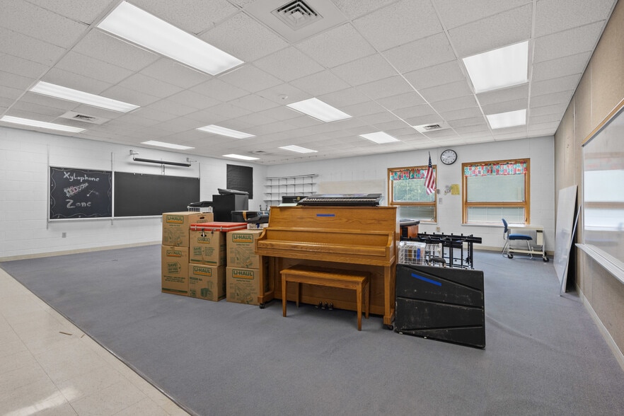 More Photos Of 414 S Church St, Endeavor Schools For Sale