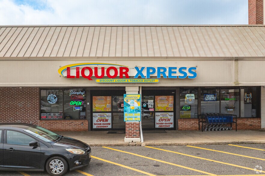 More Photos Of 9-29 Cornwell Dr, Bridgeton Storefront For Sale