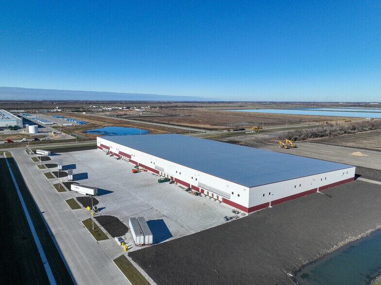 More Photos Of 3401 N 46th Ave, Fargo Industrial For Lease