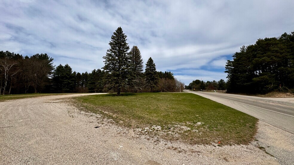 More Photos Of 8072 S Mackinaw Trl, Cadillac Land For Sale