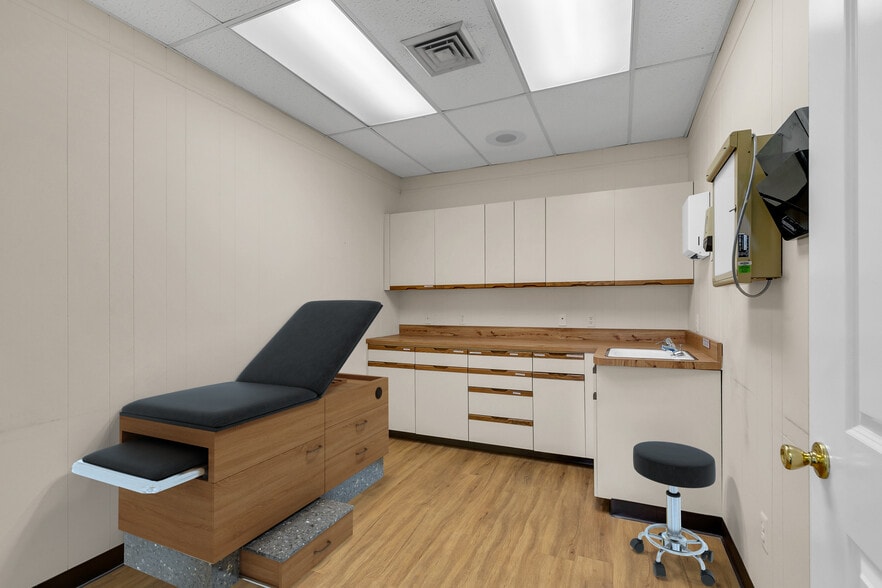 More Photos Of 9 Hospital Dr, Toms River Medical For Sale