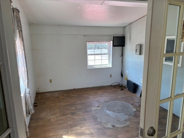 More Photos Of 3447 Ocean Gtwy, East New Market Warehouse For Sale