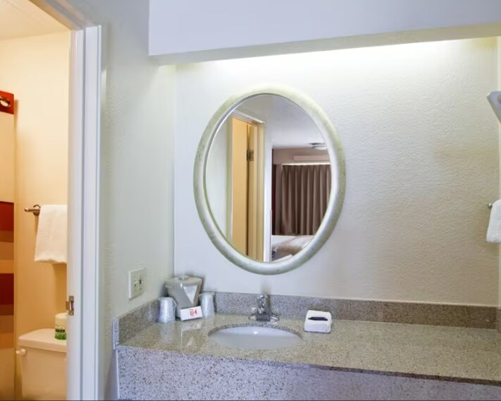 More Photos Of 7340 Plantation Rd, Pensacola Hotel For Sale