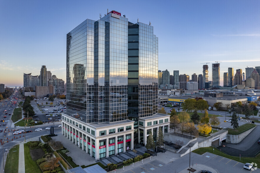 More Photos Of 1 City Centre Dr, Mississauga Office For Lease