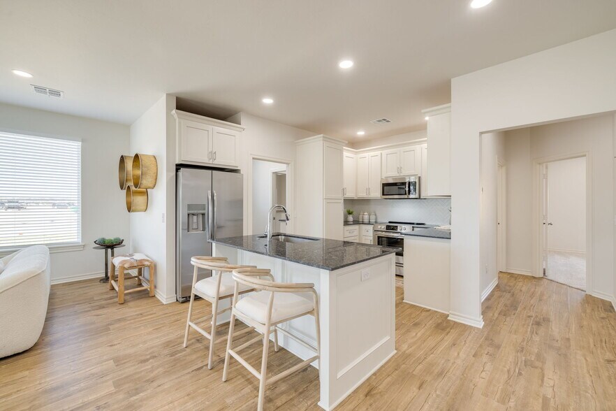More Photos Of 1010 Lovers Lane ln, Perkins Apartments For Sale