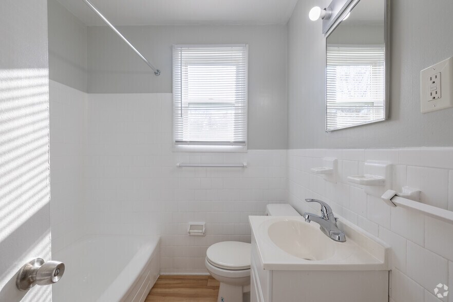 More Photos Of 707 Nottingham Rd, Baltimore Apartments For Sale