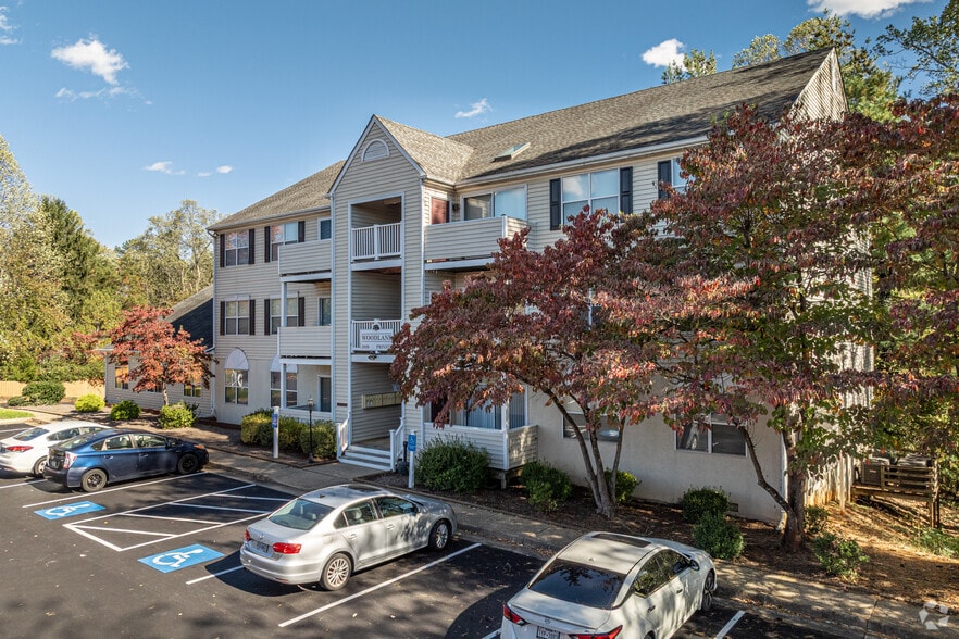 More Photos Of 2820 Hydraulic Rd, Charlottesville Apartments For Lease