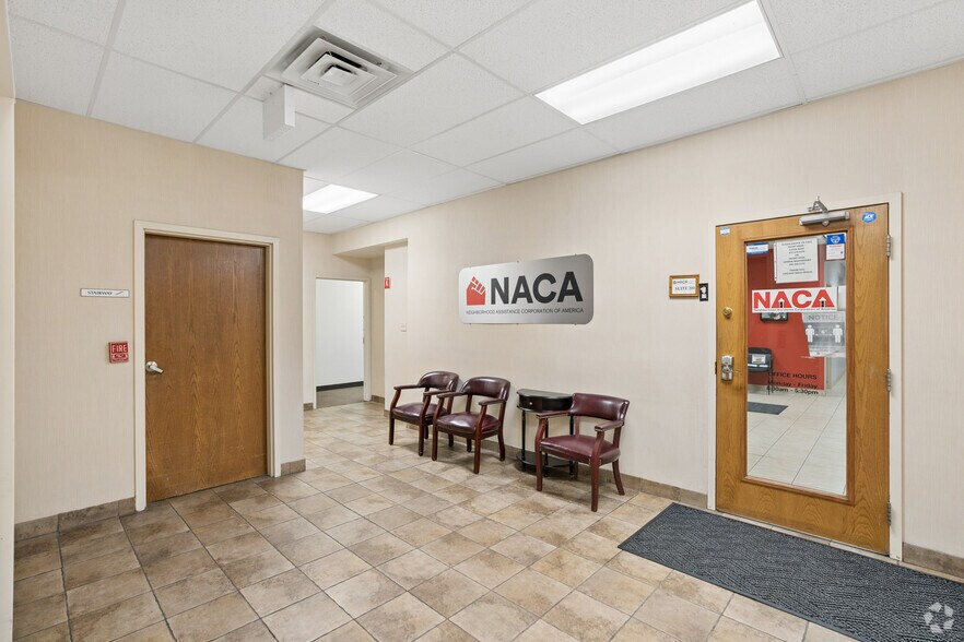 More Photos Of 4425 W 63rd St, Chicago Office For Lease