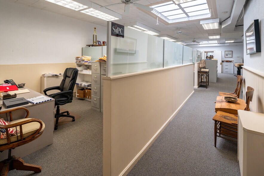 More Photos Of 25 N Broadway, Tarrytown Office For Lease