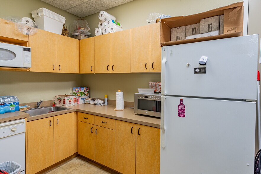 More Photos Of 581 Technology Park, Lake Mary Office For Sale