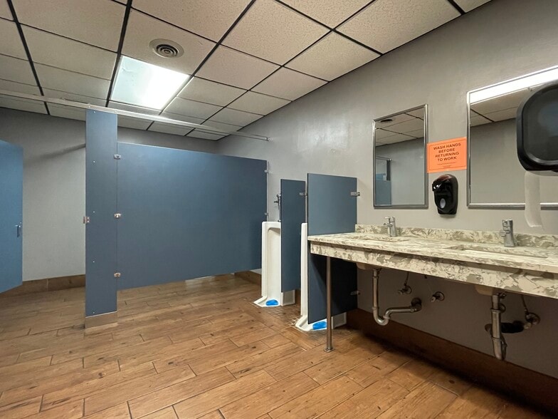 More Photos Of 8085 Highway 51, Minocqua Sports And Entertainment For Sale