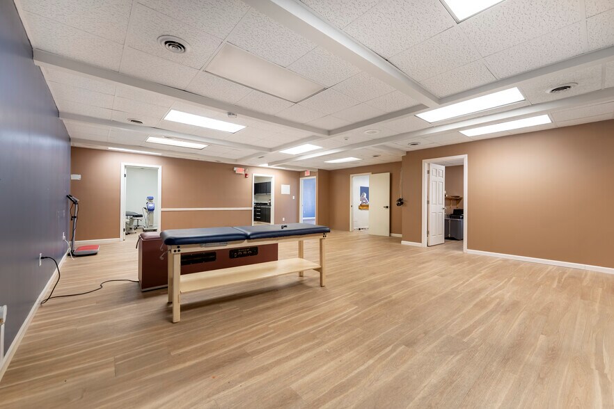 More Photos Of 400 Jefferson Ave, Washington Medical For Lease