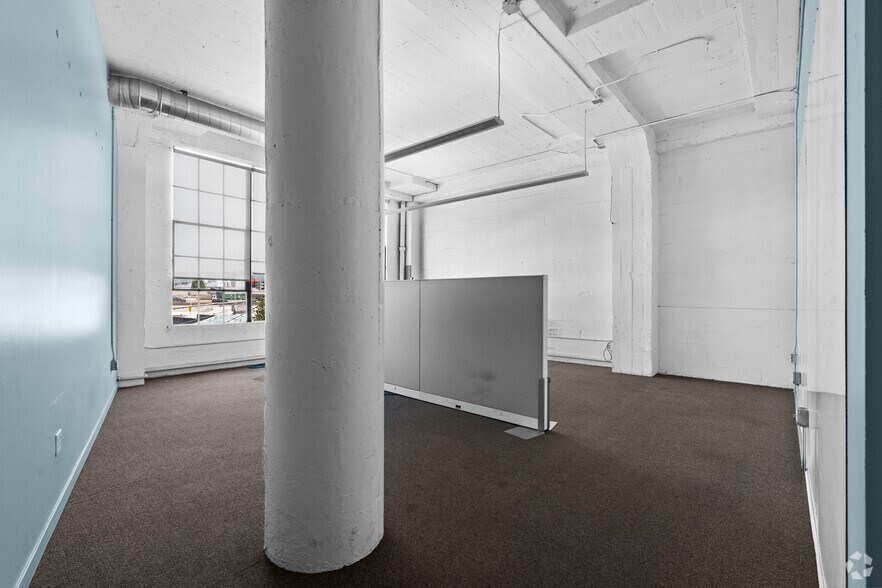 More Photos Of 283 4th St, Oakland Loft Creative Space For Sale