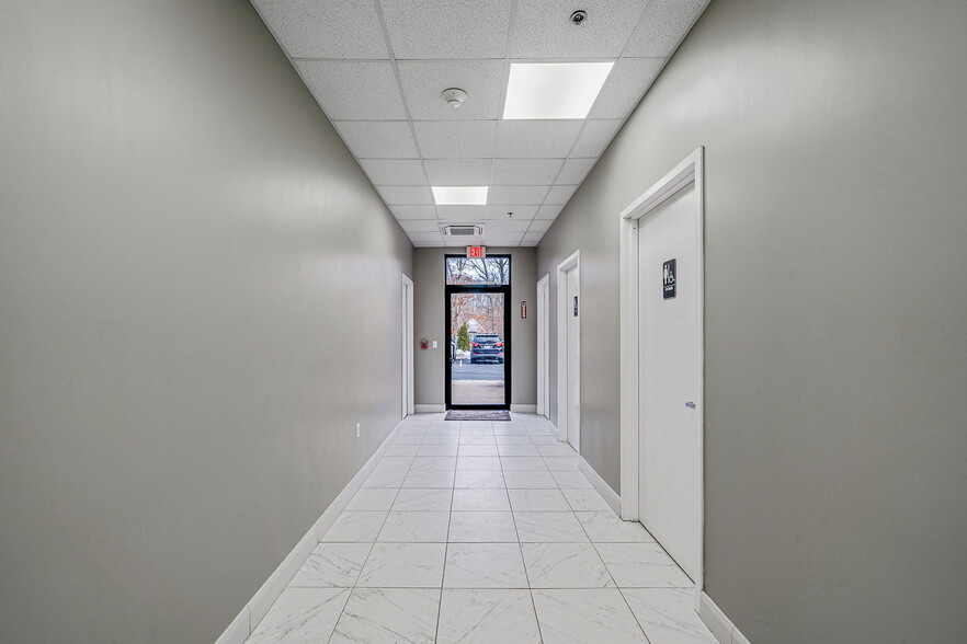 More Photos Of 263-265 Indian Head Rd, Kings Park Medical For Sale