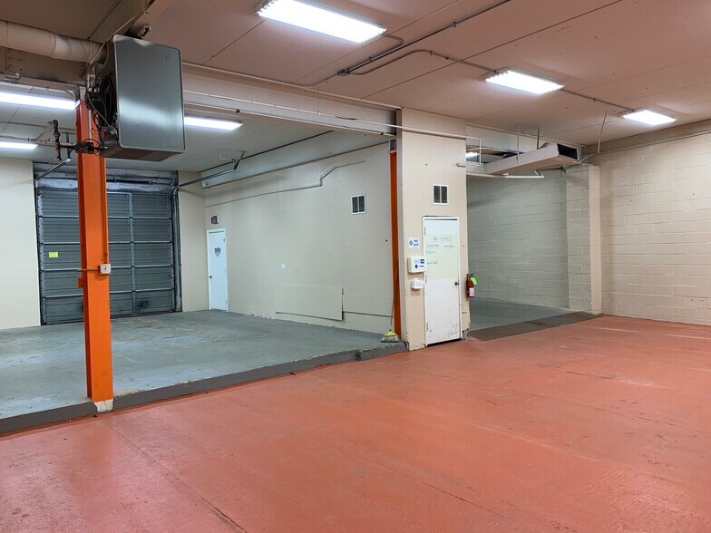 More Photos Of , Broomall Flex For Sale