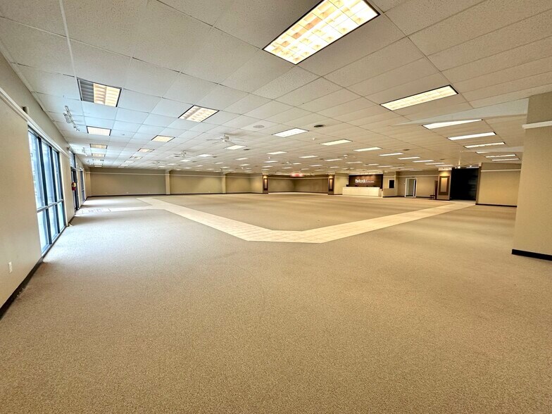 More Photos Of 435 S Main St, Swainsboro Freestanding For Sale