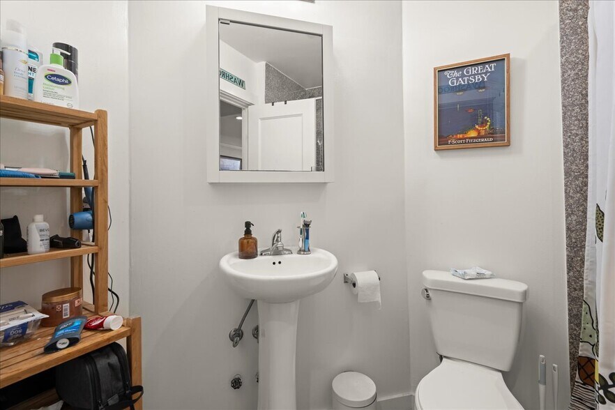 More Photos Of 425 Hyde St, San Francisco Apartments For Sale