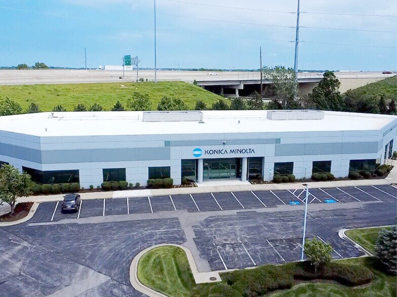 Primary Photo Of 14300-14306 W 105th St, Lenexa Manufacturing For Lease