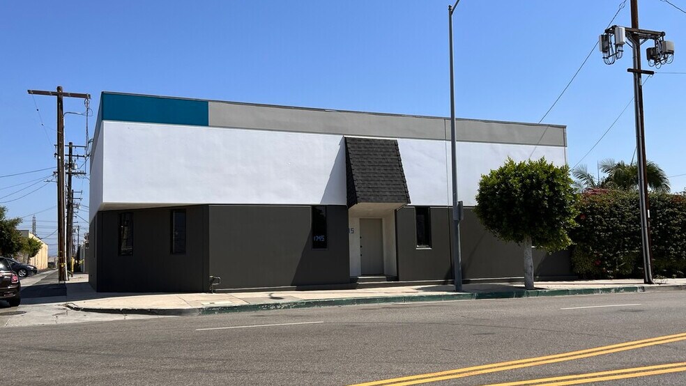 More Photos Of 1745 W 182nd St, Gardena Warehouse For Lease