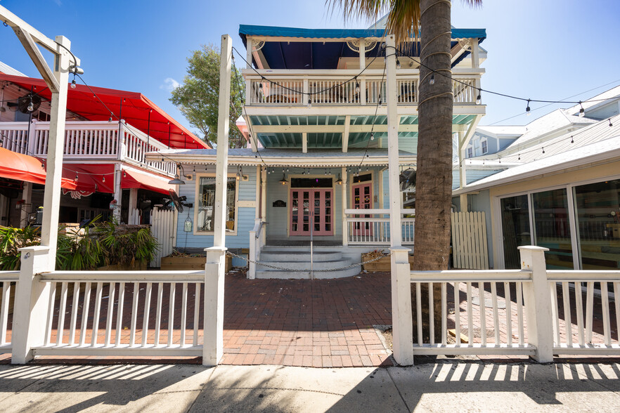 Primary Photo Of 221 Duval St, Key West Restaurant For Lease