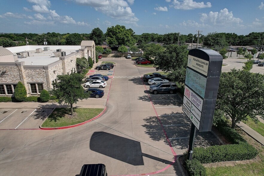 More Photos Of 3230 Interstate 30, Mesquite Medical For Lease