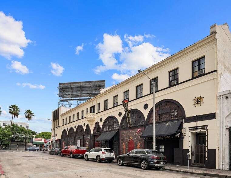 More Photos Of 6646 Hollywood Blvd, Hollywood Storefront Retail Office For Sale