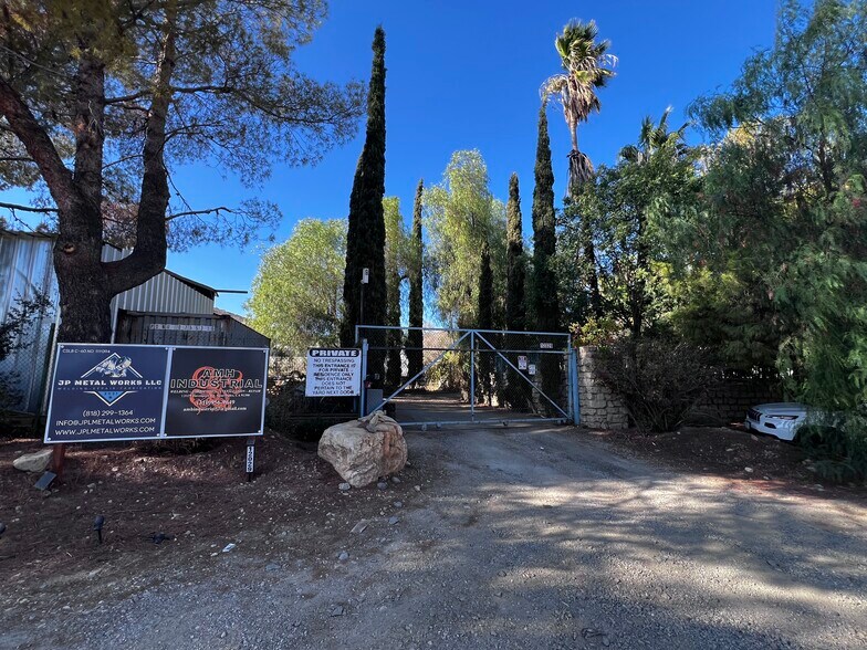 More Photos Of 12029 Davenport Rd, Agua Dulce Land For Sale