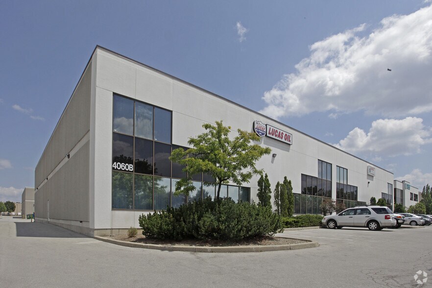 More Photos Of 4060B Sladeview Cres, Mississauga Warehouse For Lease