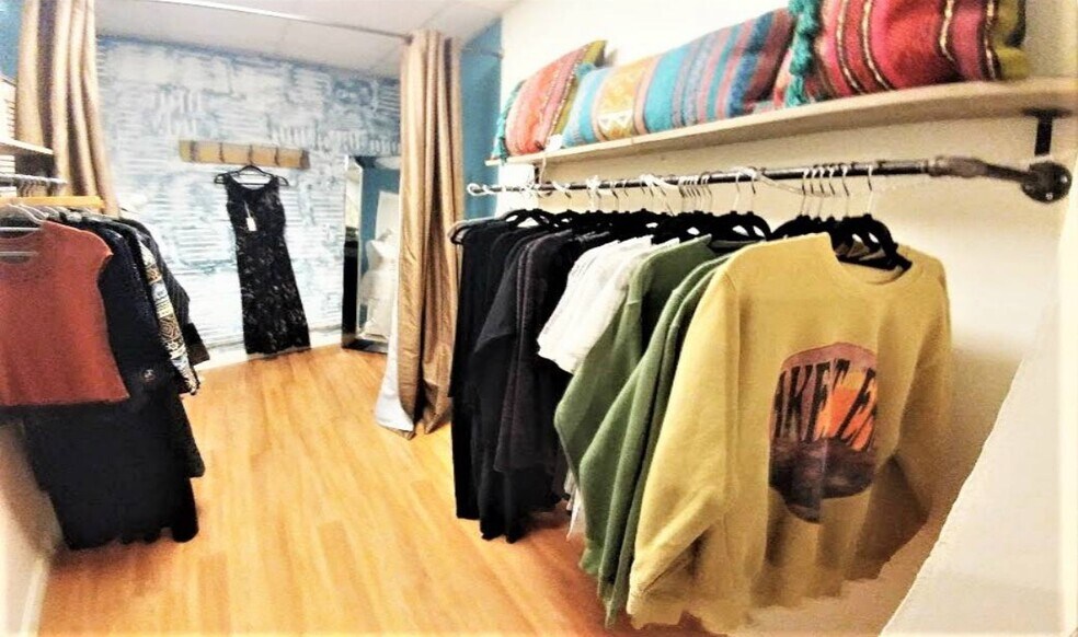 More Photos Of 304 Newark Ave, Jersey City Storefront Retail Office For Lease