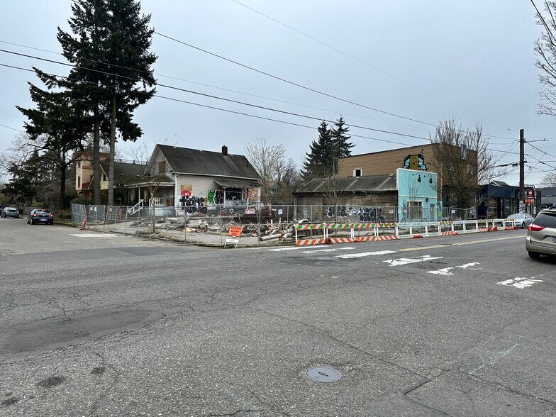 More Photos Of 2734-2738 NE Alberta St, Portland Land For Sale