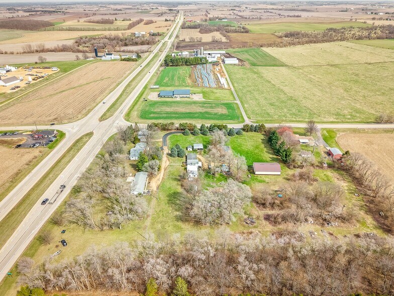 More Photos Of 2280 S Rock City Rd, Ridott Multifamily For Sale