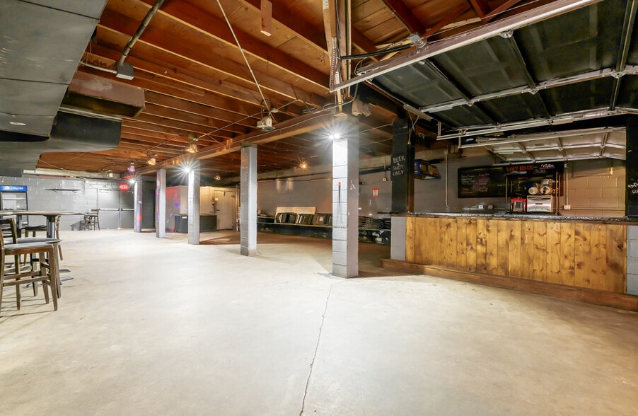 More Photos Of 1032 Story Ave, Louisville Bar For Lease