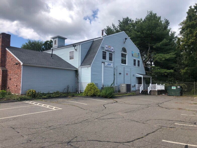 More Photos Of 28 Main St, East Hartford Storefront Retail Office For Lease