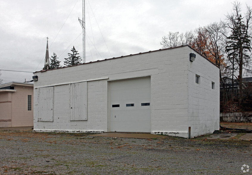 Primary Photo Of 310 E Riverview Ave, Napoleon Warehouse For Sale