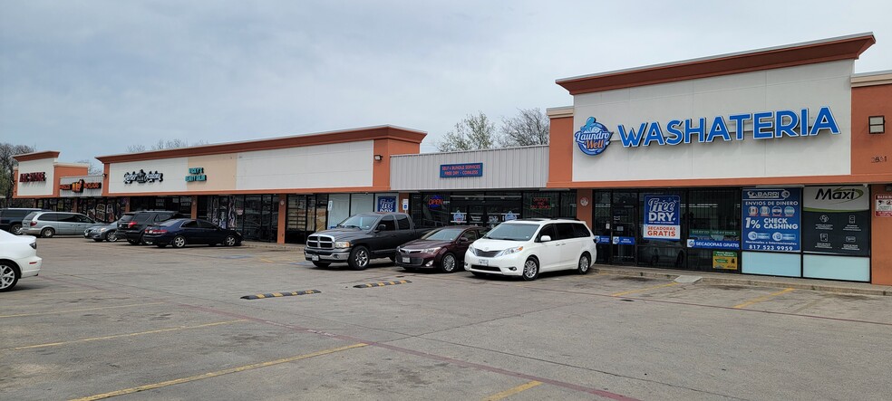 More Photos Of 2801 Hemphill St, Fort Worth Freestanding For Lease