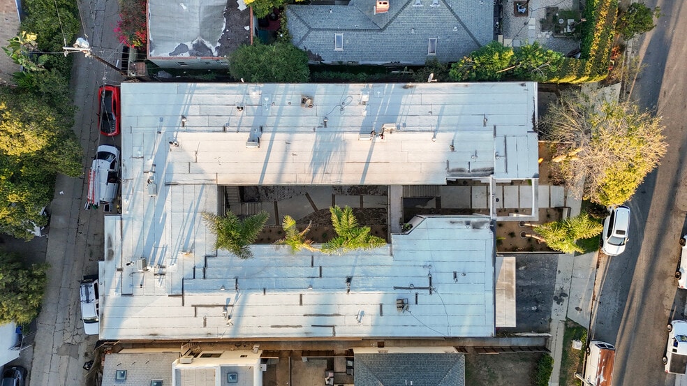 More Photos Of 559 Sunset Ave, Venice Apartments For Sale