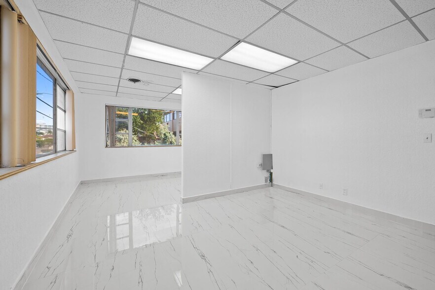 More Photos Of 2605 E Atlantic Blvd, Pompano Beach Storefront Retail Office For Lease