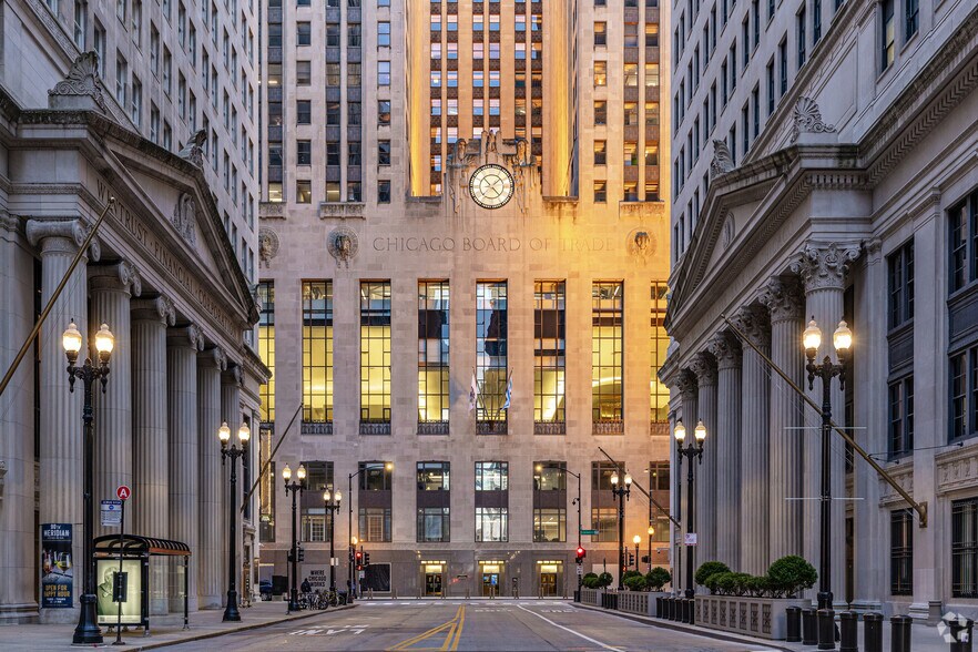 Primary Photo Of 141 W Jackson Blvd, Chicago Office Residential For Lease