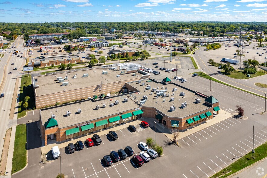 More Photos Of 1900-1940 E County Road D, Saint Paul Unknown For Lease