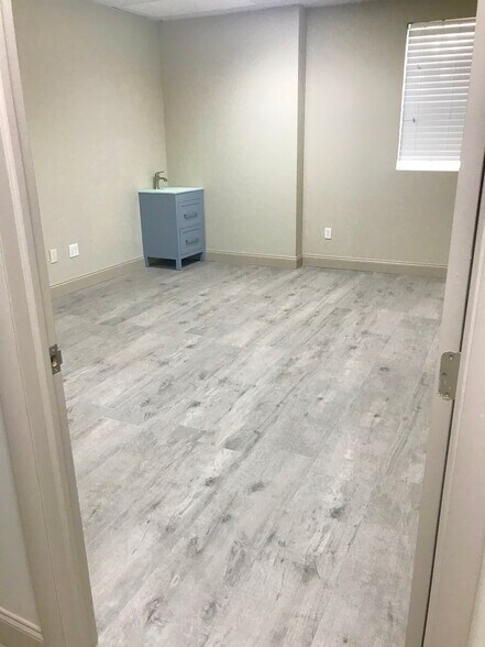 More Photos Of 1631 NW St Lucie West Blvd, Port Saint Lucie Medical For Lease