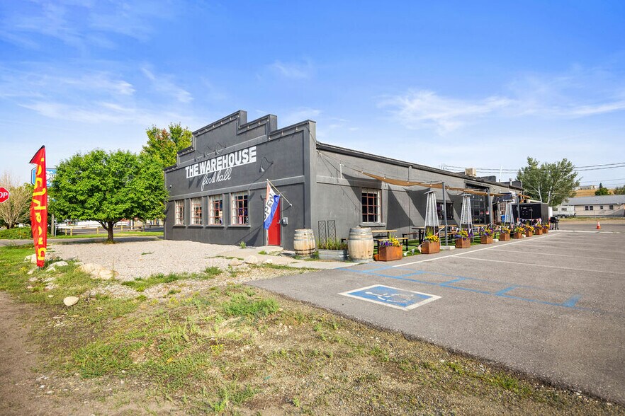 More Photos Of 1589 W Victory Way, Craig Flex For Sale